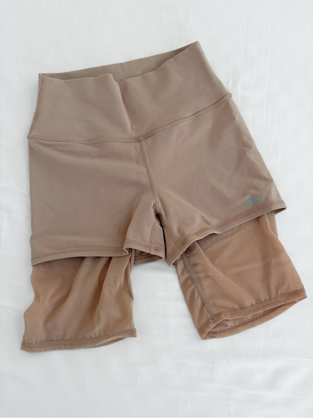 Alo Yoga pink biker shorts S